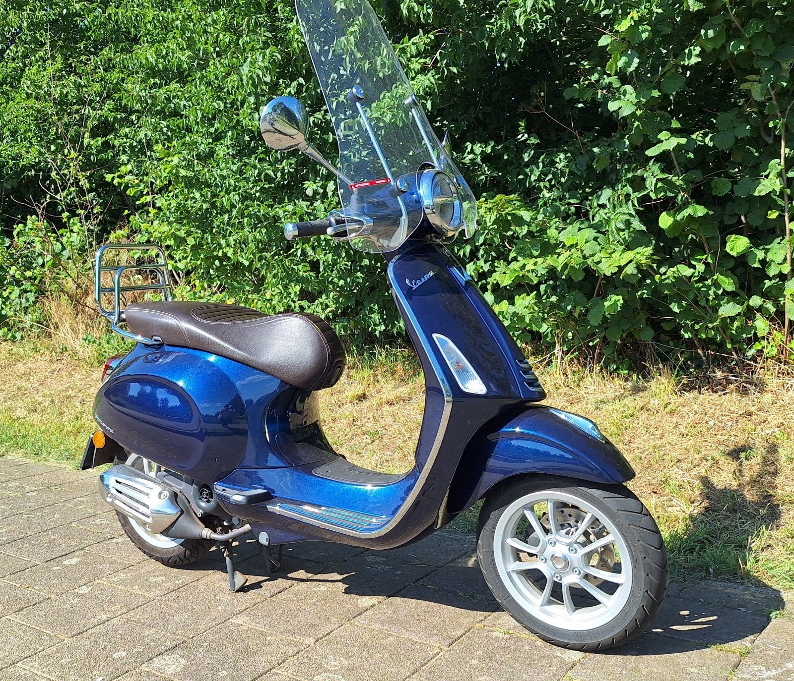Vespa primavera 25km 4890km, Ophalen, Zo goed als nieuw, Benzine, Maximaal 25 km/u