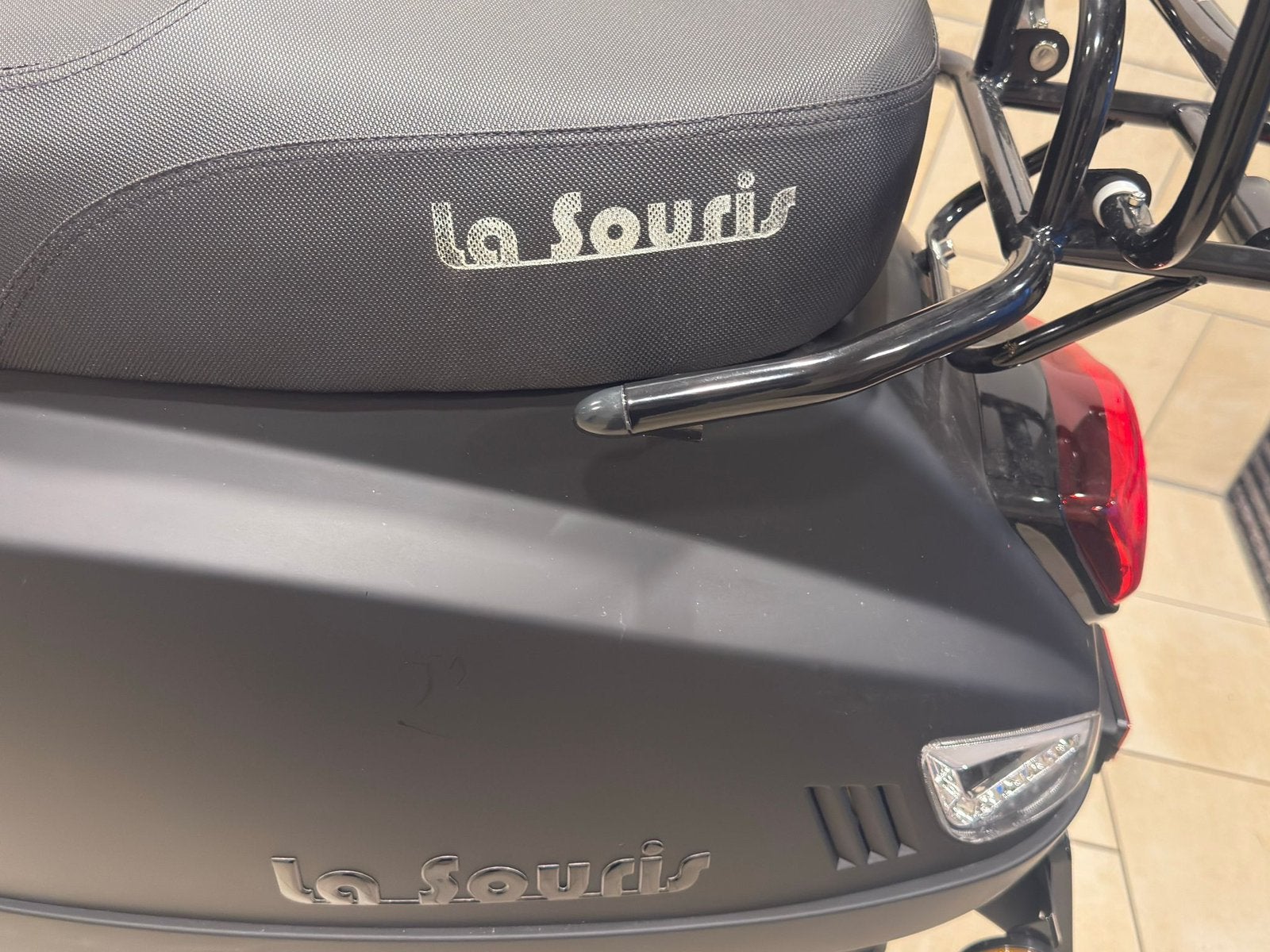La Souris (zeer goede staat!) bon aanwezig!, Ophalen, Zo goed als nieuw, Elektrisch