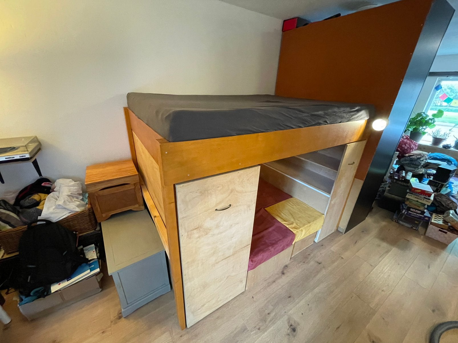 Hoogslaper incl kasten, bank, tv, Ophalen, Eenpersoons, Zo goed als nieuw, 90 cm