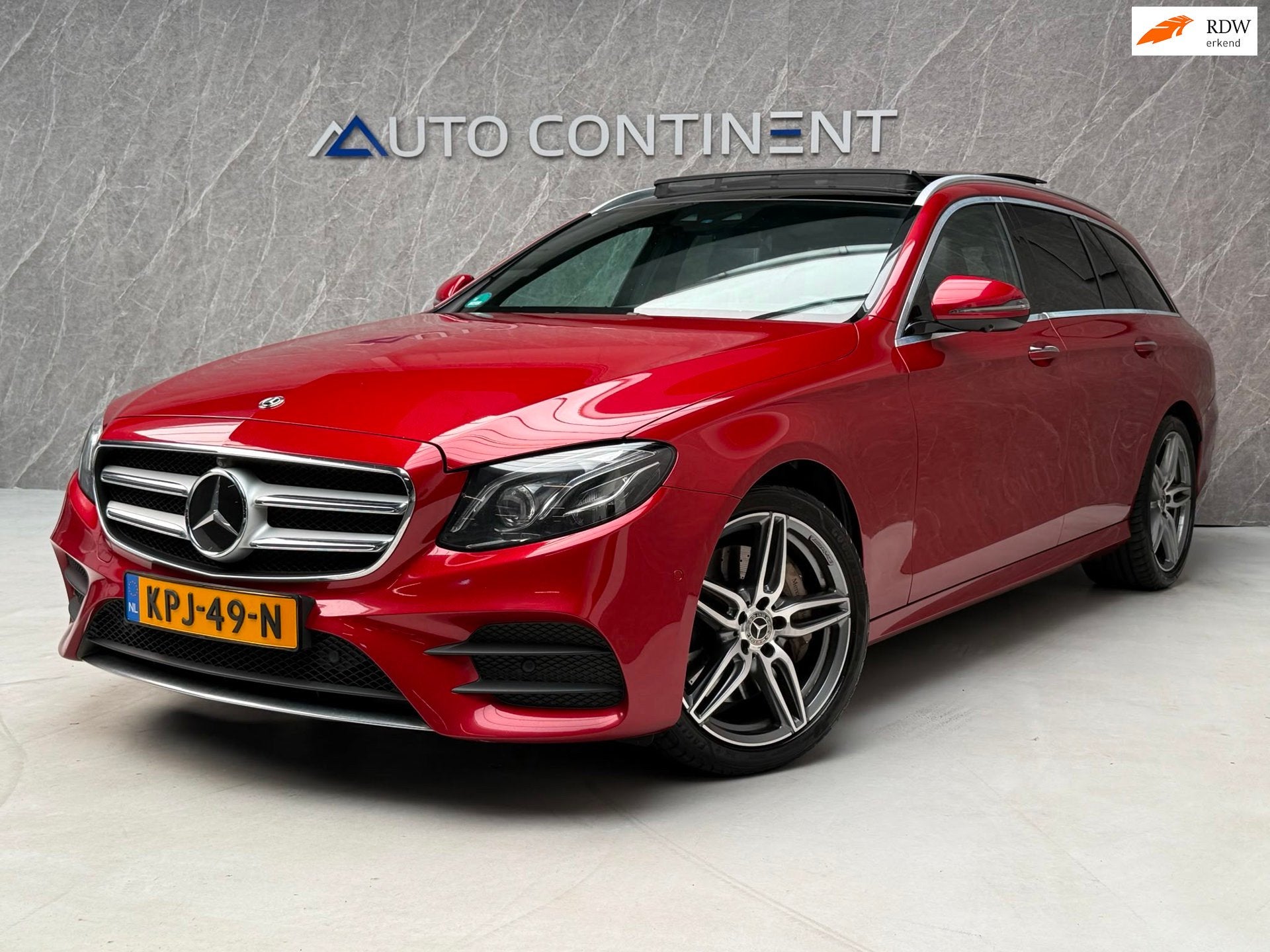 Mercedes-Benz E-klasse Estate 300 AMG Edition 259 PK / BTW A, Auto's, Automaat, Achterwielaandrijving, Gebruikt, 4 cilinders