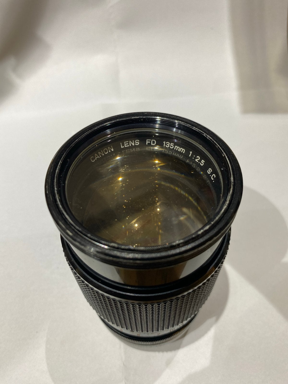 Canon FD 135mm f/2.5 S.C. Telelens - Lens niet zuiver, Audio, Tv en Foto, Fotografie | Lenzen en Objectieven, Niet werkend, Telelens