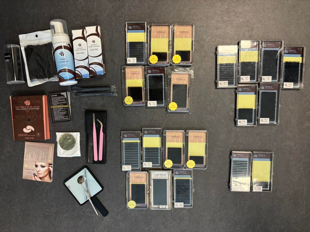 (Start) pakket wimperextensions Neicha, Ophalen of Verzenden, Zo goed als nieuw