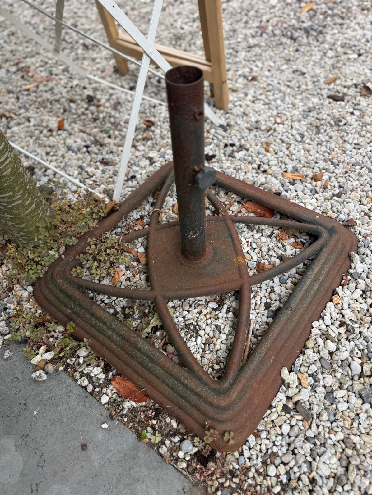 Antieke parasolvoet, Tuin en Terras, Parasols, Ophalen, Zo goed als nieuw, Minder dan 1 meter, Parasolvoet
