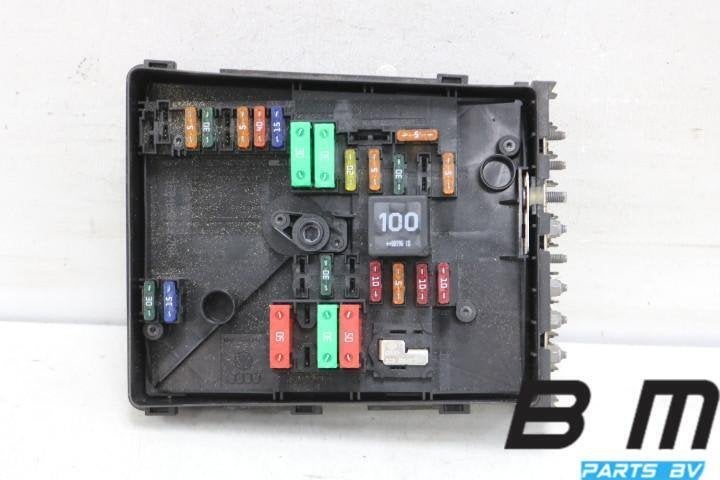 Zekeringkast in motorruimte VW Touran 1T 1K0937125A, Gebruikt