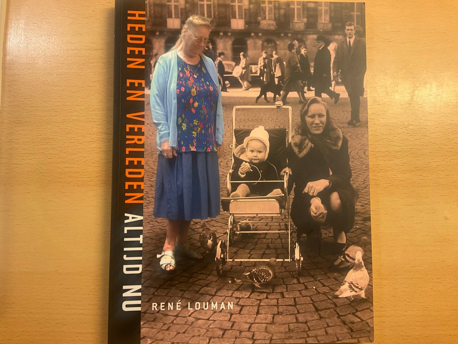 Heden en Verleden Altijd Nu - René Louman (2009) Fotoboek, Ophalen, Zo goed als nieuw, Fotografie algemeen