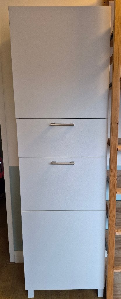 BESTÅ wit 192 hoog plus pootjes; 2 deurtjes, 2 laden, Ophalen, Gebruikt, 1 of 2 laden, 50 tot 100 cm