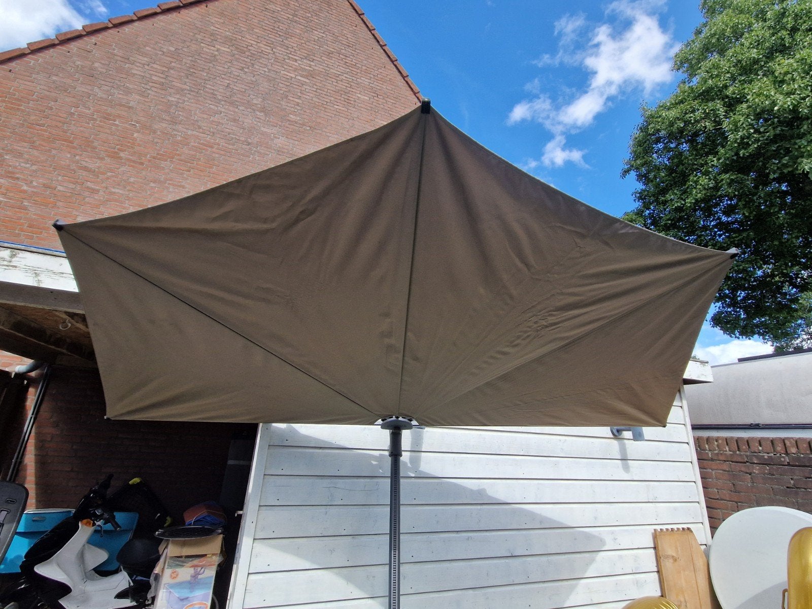 madison balkonparasol sun wafe, Ophalen of Verzenden, Zo goed als nieuw, Zweefparasol