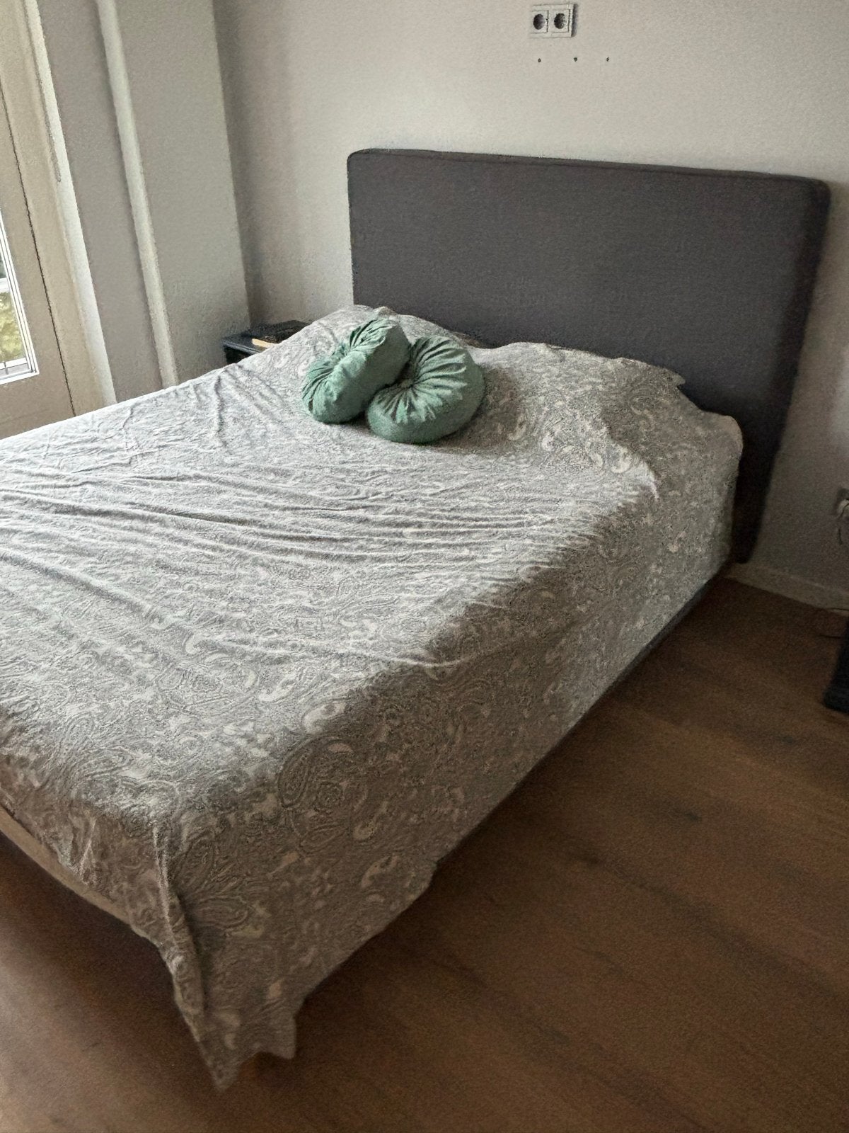 Tweepersoons boxspring met hoofdbord - Grijs, Ophalen, Gebruikt, Tweepersoons, 200 cm
