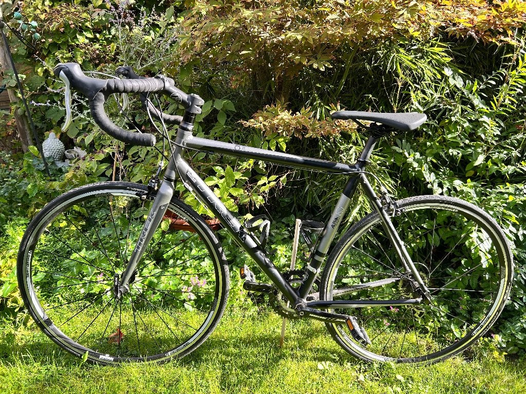 Trek Racefiets ONE Series 1.2, Fietsen en Brommers, Aluminium, Zo goed als nieuw, 15 tot 20 versnellingen, 53 tot 57 cm