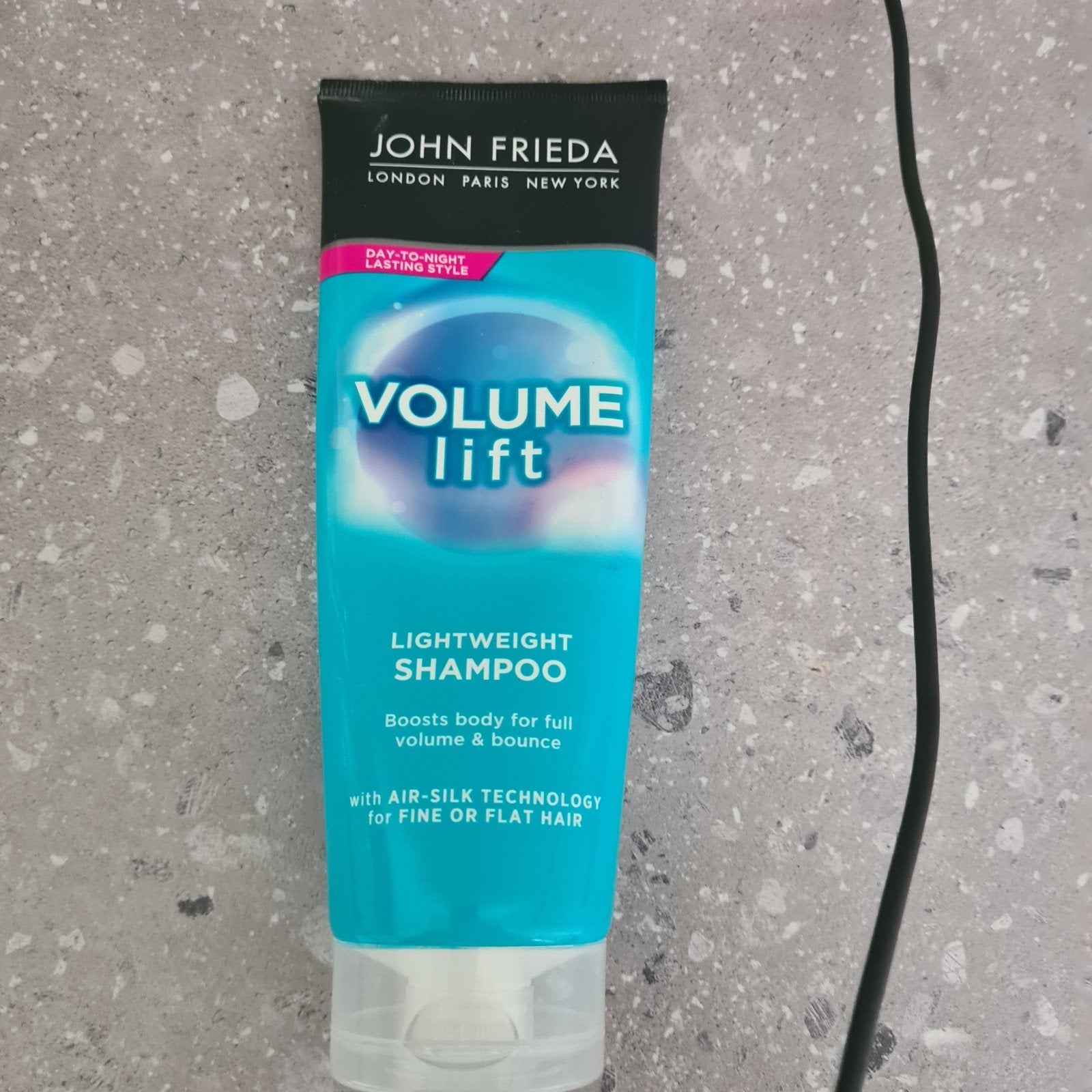 Gratis John Frieda Volume Lift Shampoo, Ophalen of Verzenden, Nieuw, Shampoo of Conditioner