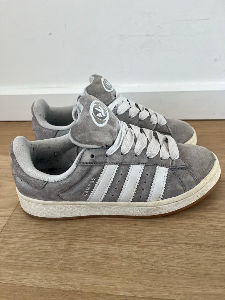 Adidas Campus sneakers maat 38 2/3, Ophalen of Verzenden, Gedragen, Grijs, Sneakers of Gympen