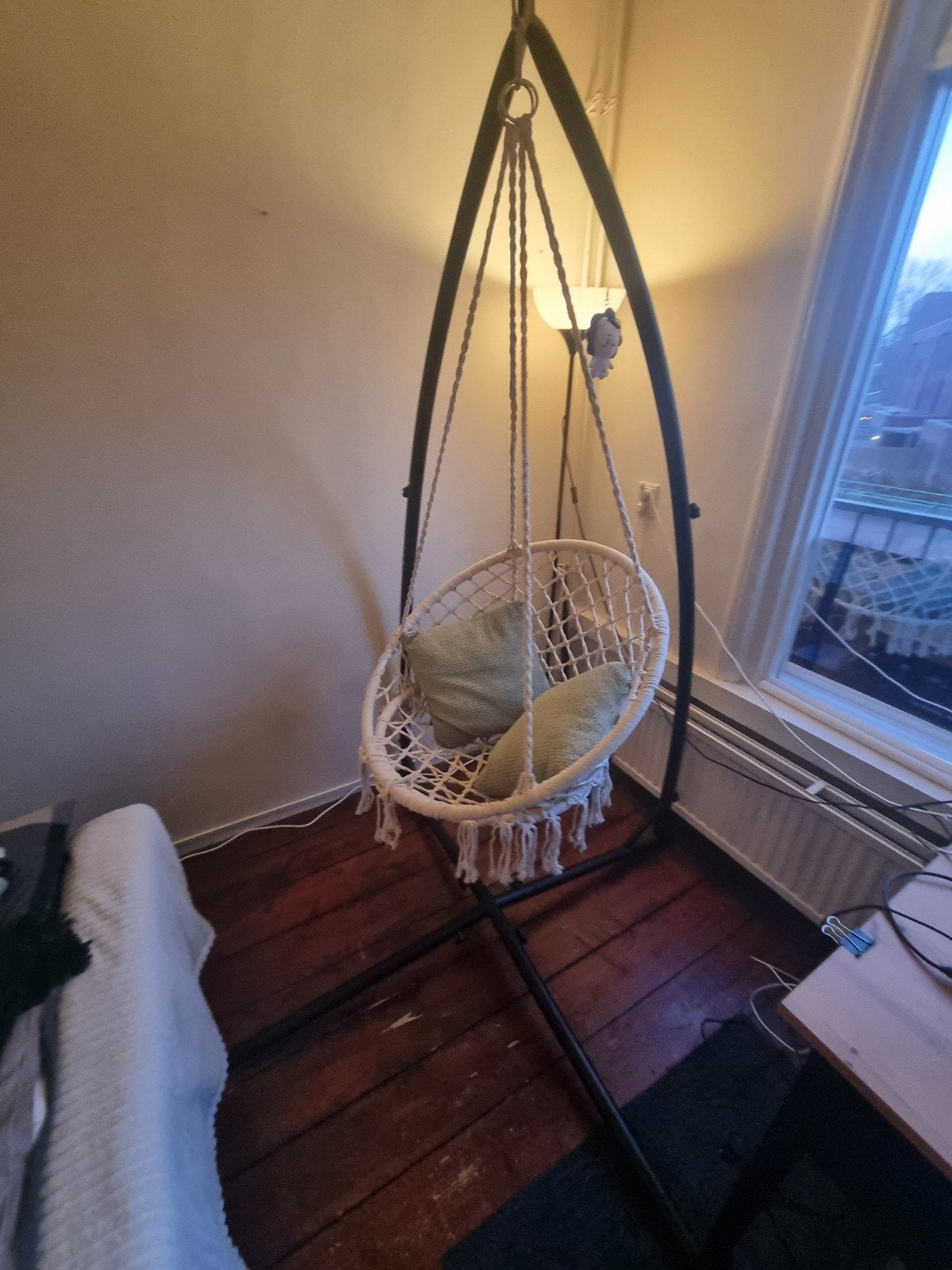 Hangstoel met frame/Hanging chair with frame, Ophalen, Gebruikt, Eén