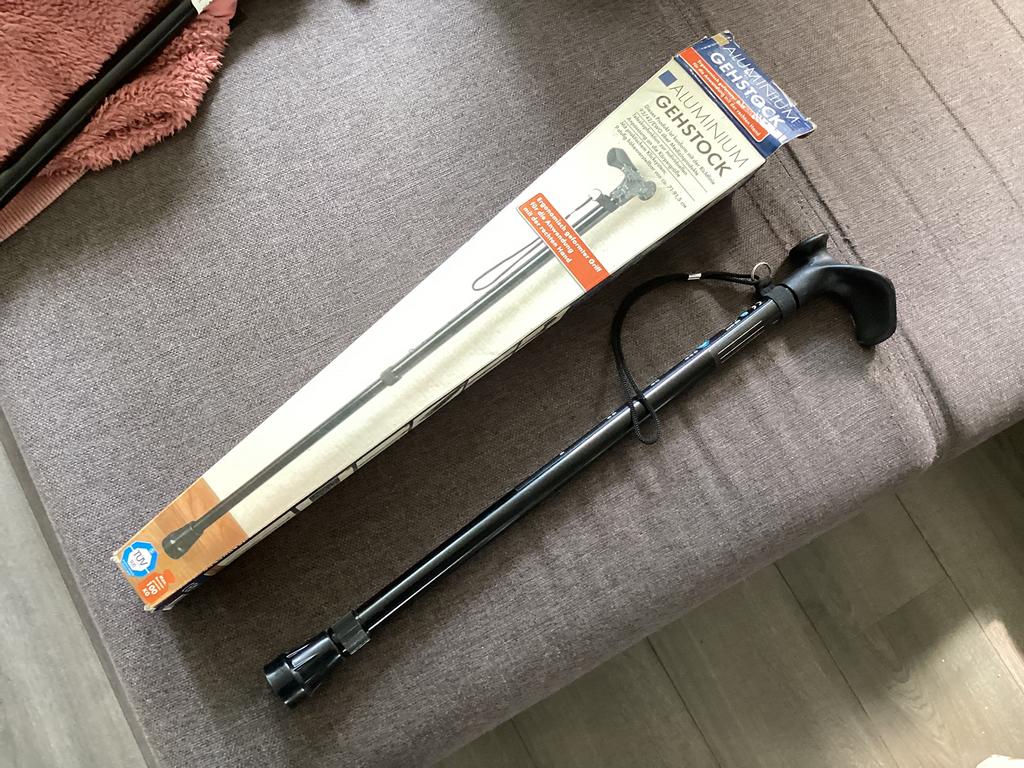 Aluminium verstelbare wandelstok, Diversen, Wandelstokken, Ophalen of Verzenden, Zo goed als nieuw