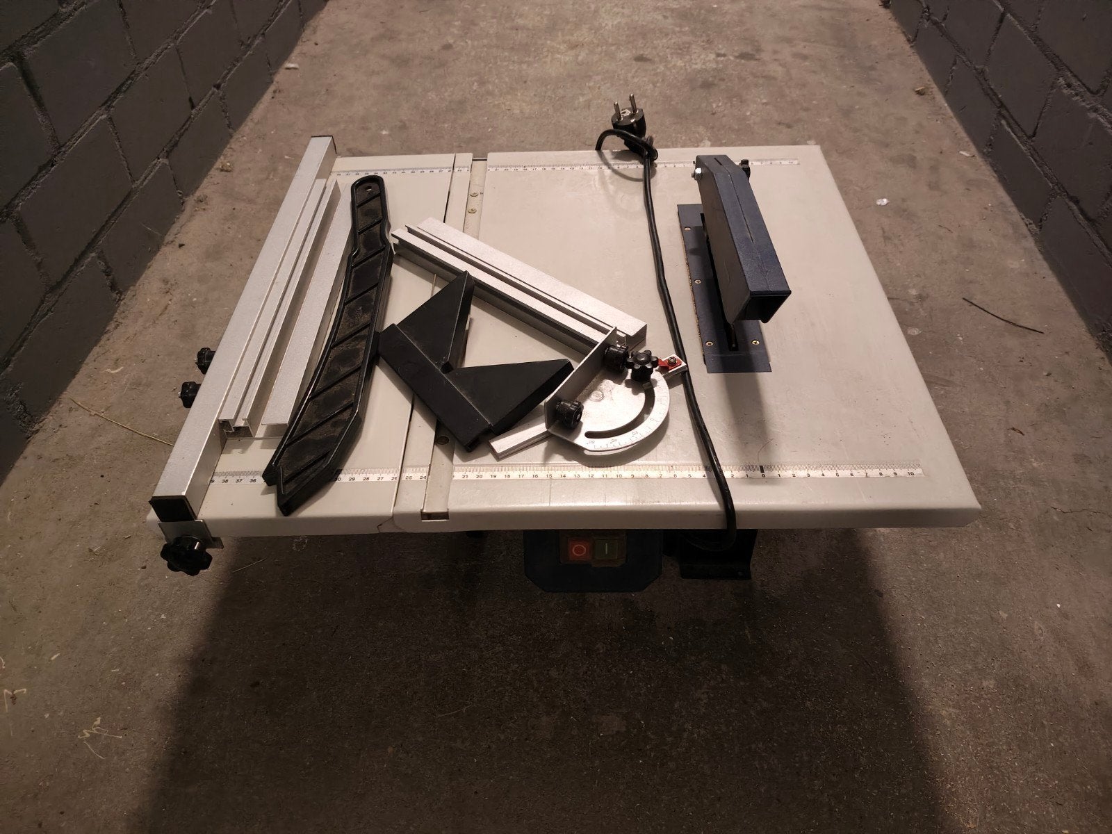 Top Craft TTS 800 C Cirkelzaag - 800W, max 43mm zaagdiepte, Ophalen, Gebruikt, Cirkelzaag, 600 tot 1200 watt
