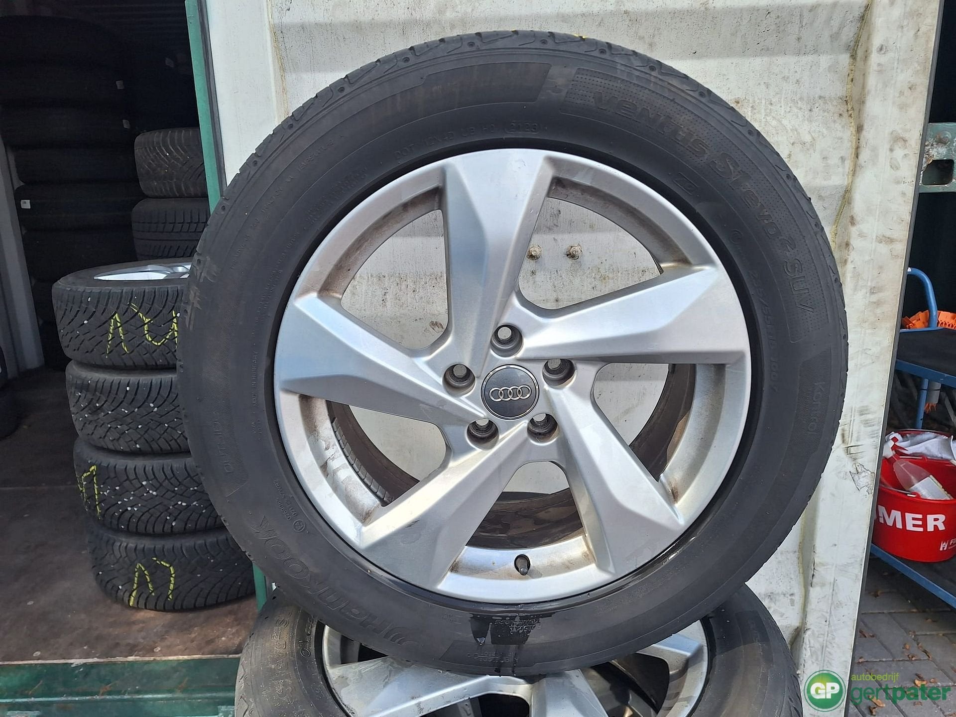 Lichtmetalen velgen met zomerbanden, 18 inch, Audi Q3 2019, Ophalen, 18 inch, Gebruikt, -