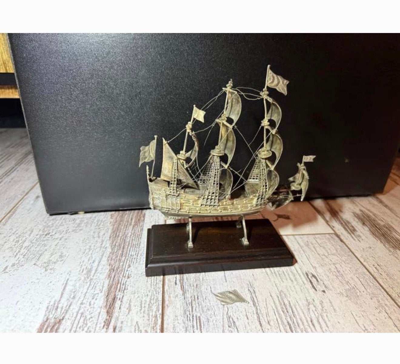 Zilveren Miniatuur Bootje 'De 7 Provinciën' op Houten Standa, Ophalen of Verzenden, Zilver