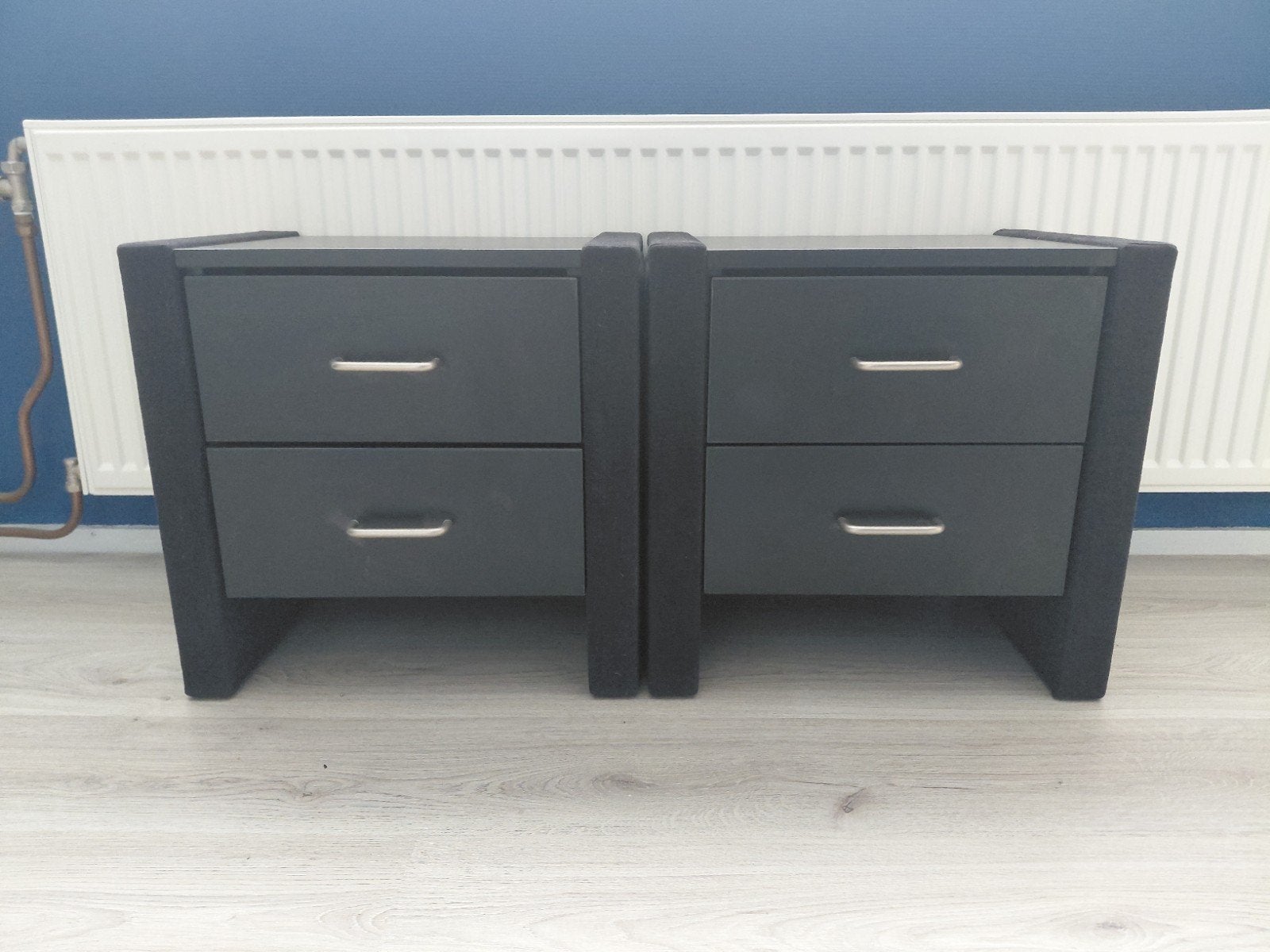 Nachtkastje 2x, Ophalen, 25 tot 50 cm, Minder dan 100 cm