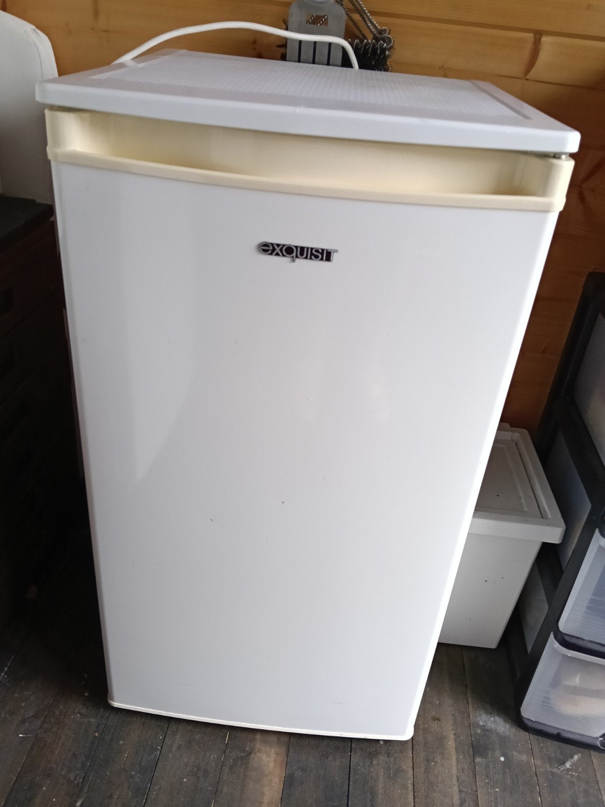 Exquisit KS85-9RVA+ Koelkast - 82L inhoud, 75 tot 100 liter, 45 tot 60 cm, Ophalen, 85 tot 120 cm