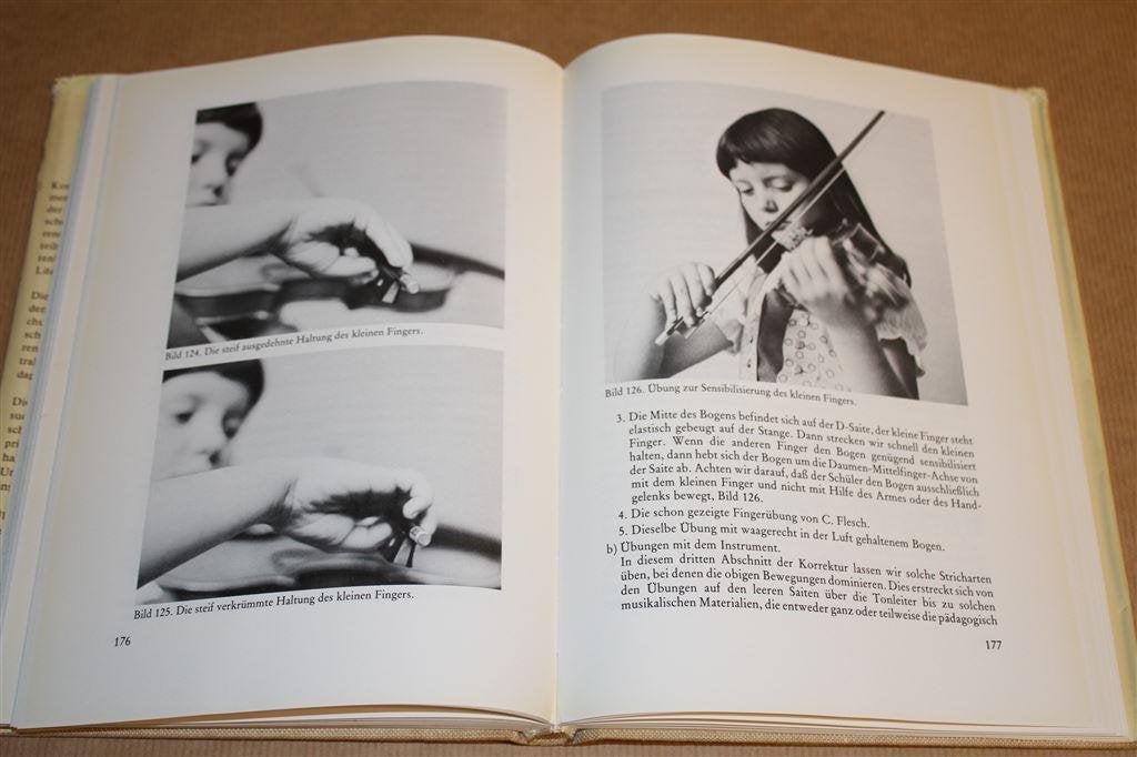 Handbuch des Geigenunterrichts. Handboek Vioolles., Ophalen of Verzenden, Gelezen, Artiest