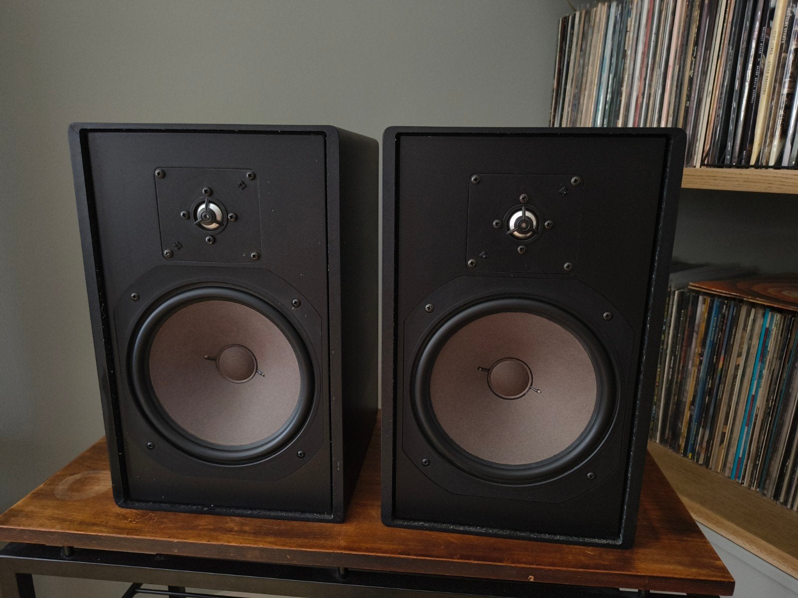 HECO - Interior 200 -  vintage speakers, Audio, Tv en Foto, Luidsprekers, Ophalen, Gebruikt, Front, Rear of Stereo speakers, Overige merken