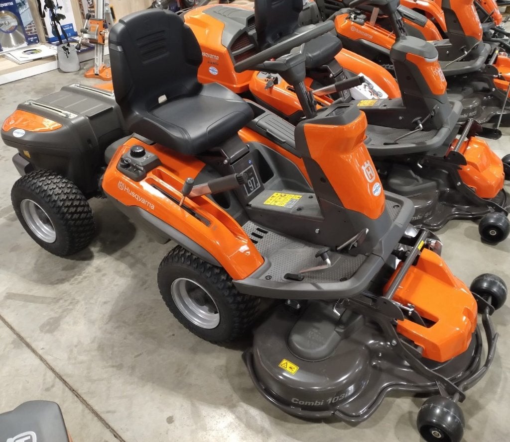 najaarsopruiming Husqvarna Riders en Automowers, Accu-grasmaaier, Nieuw, Ophalen of Verzenden, 50 cm of meer