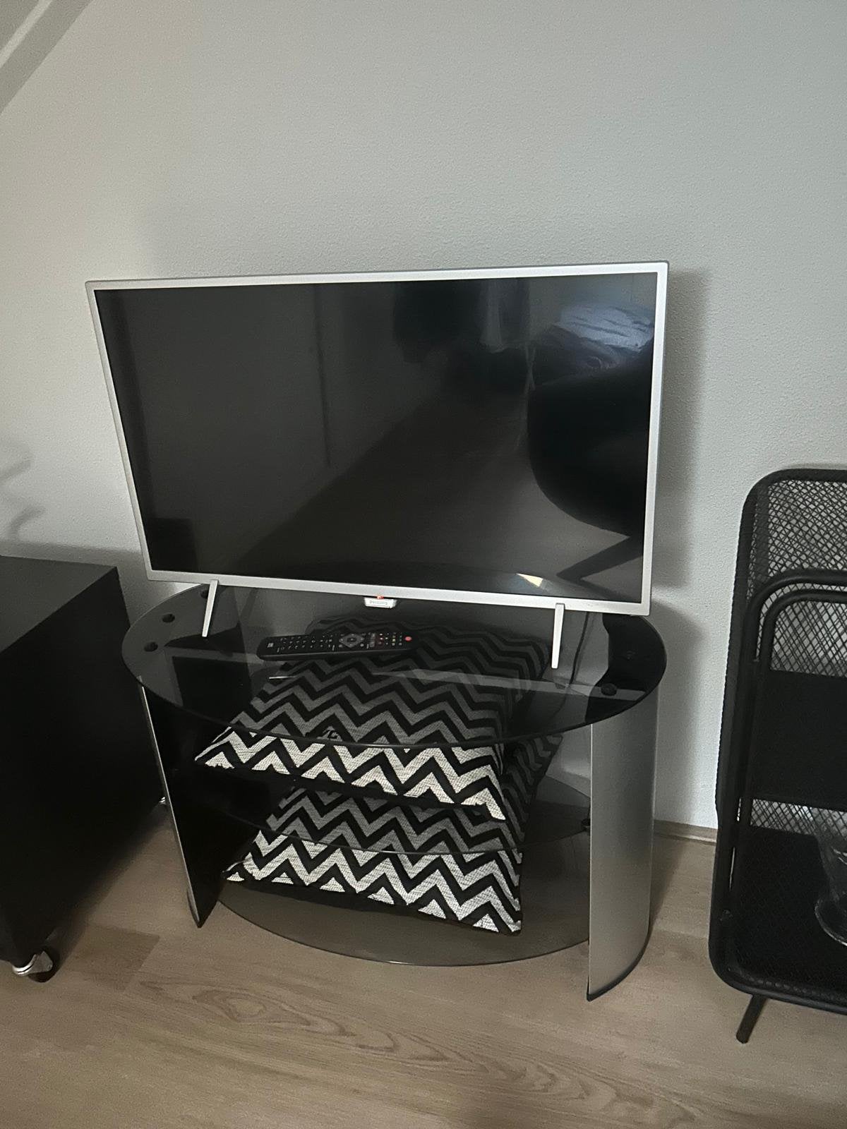 Philips 32PFS6402/12 televisie, Ophalen, Zo goed als nieuw, Audio