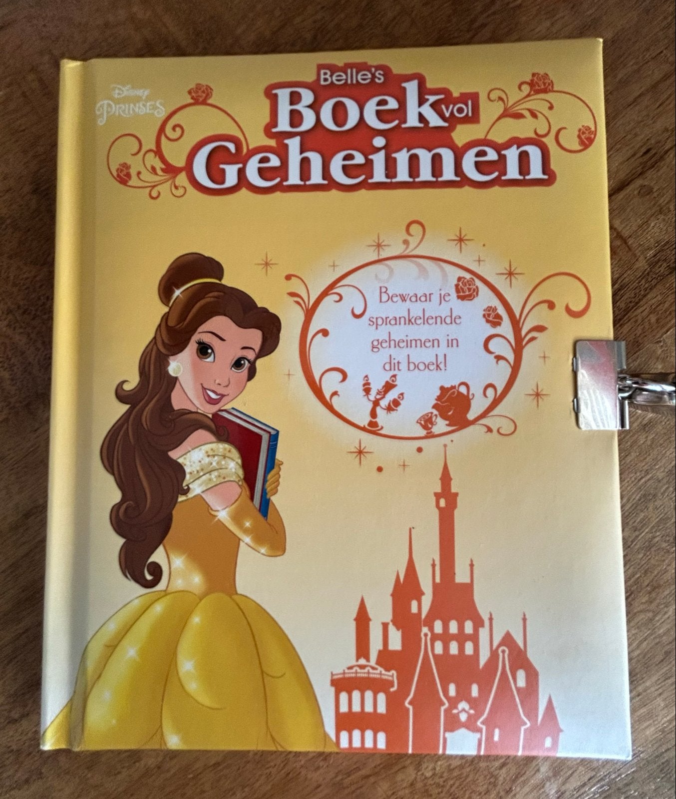 Belle's Boek vol Geheimen - Disney Prinses. Nieuw!, Boeken, Ophalen of Verzenden, Nieuw, Sprookjes