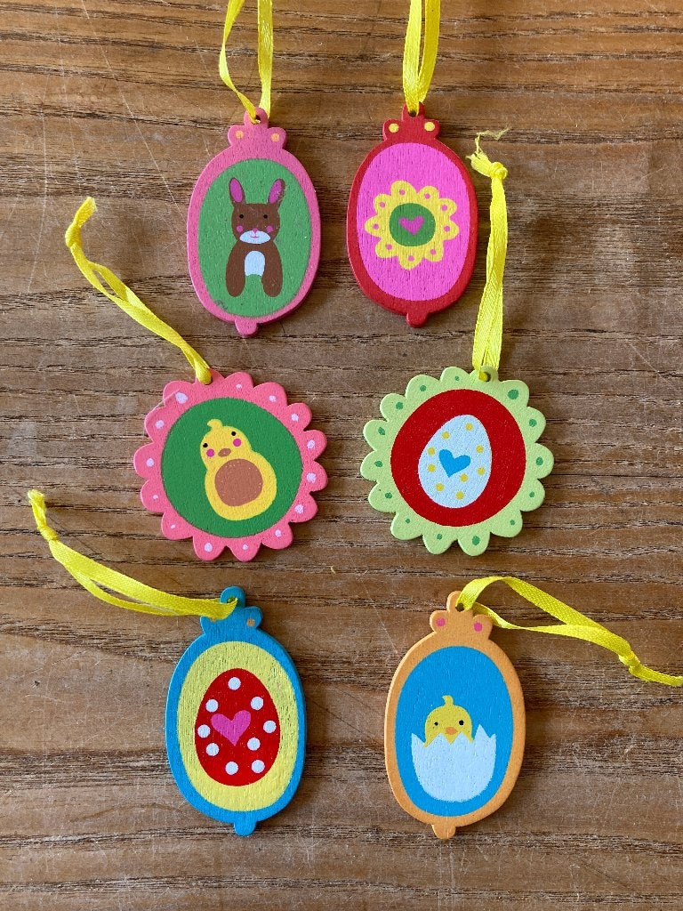 6x Paasdecoratie pasen paashangers hangers hout, Ophalen of Verzenden, Zo goed als nieuw
