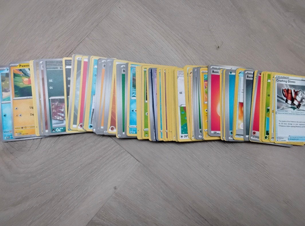 Pokemonkaarten ruilen tegen panini wk2026 stickers, Ophalen, Zo goed als nieuw