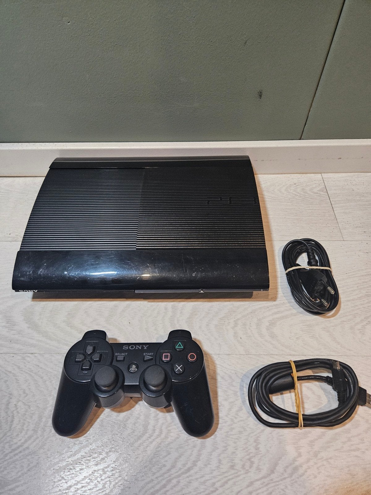 Sony PS3 Super Slim - 160GB, Spelcomputers en Games, Super Slim, Ophalen of Verzenden, Zo goed als nieuw, 500 GB