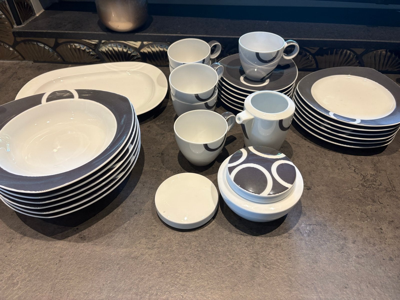 Thomas Rosenthal Vario Circles Servies - 21-delig, Gebruikt, Ophalen of Verzenden, Overige stijlen, Porselein