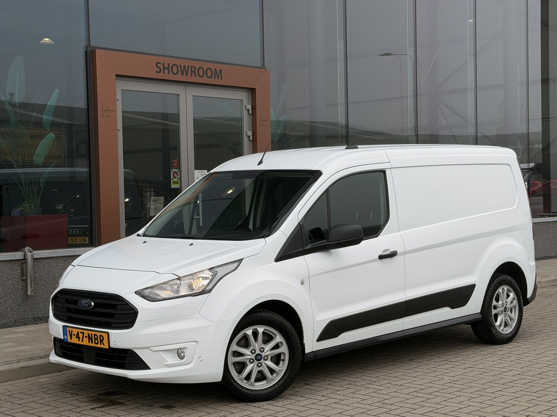 Ford Transit Connect 1.5 EcoBlue L2 Trend | Stoelverwarming, Voorwielaandrijving, Gebruikt, 4 cilinders, Wit