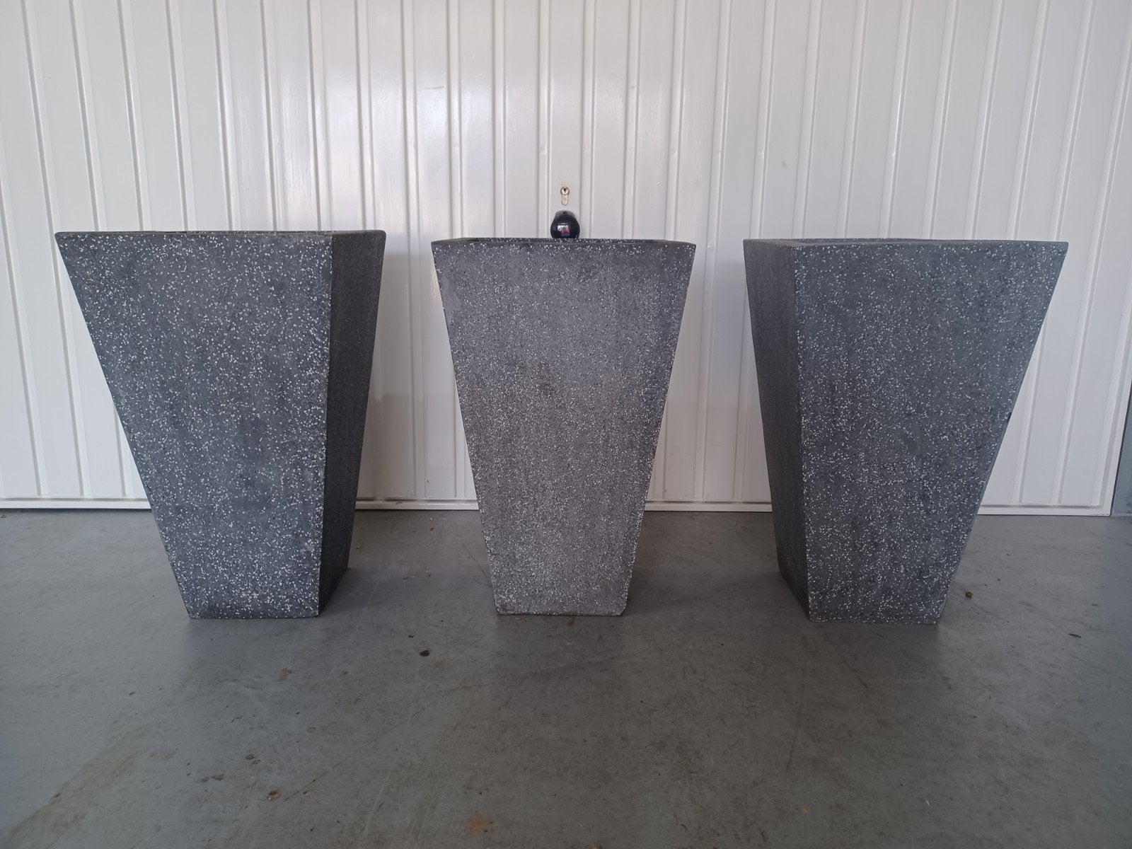 3 plantenbakken fiberglas steenlook 55 cm hoog 34 cm breeb, Ophalen, Overige materialen, Gebruikt, Minder dan 60 cm