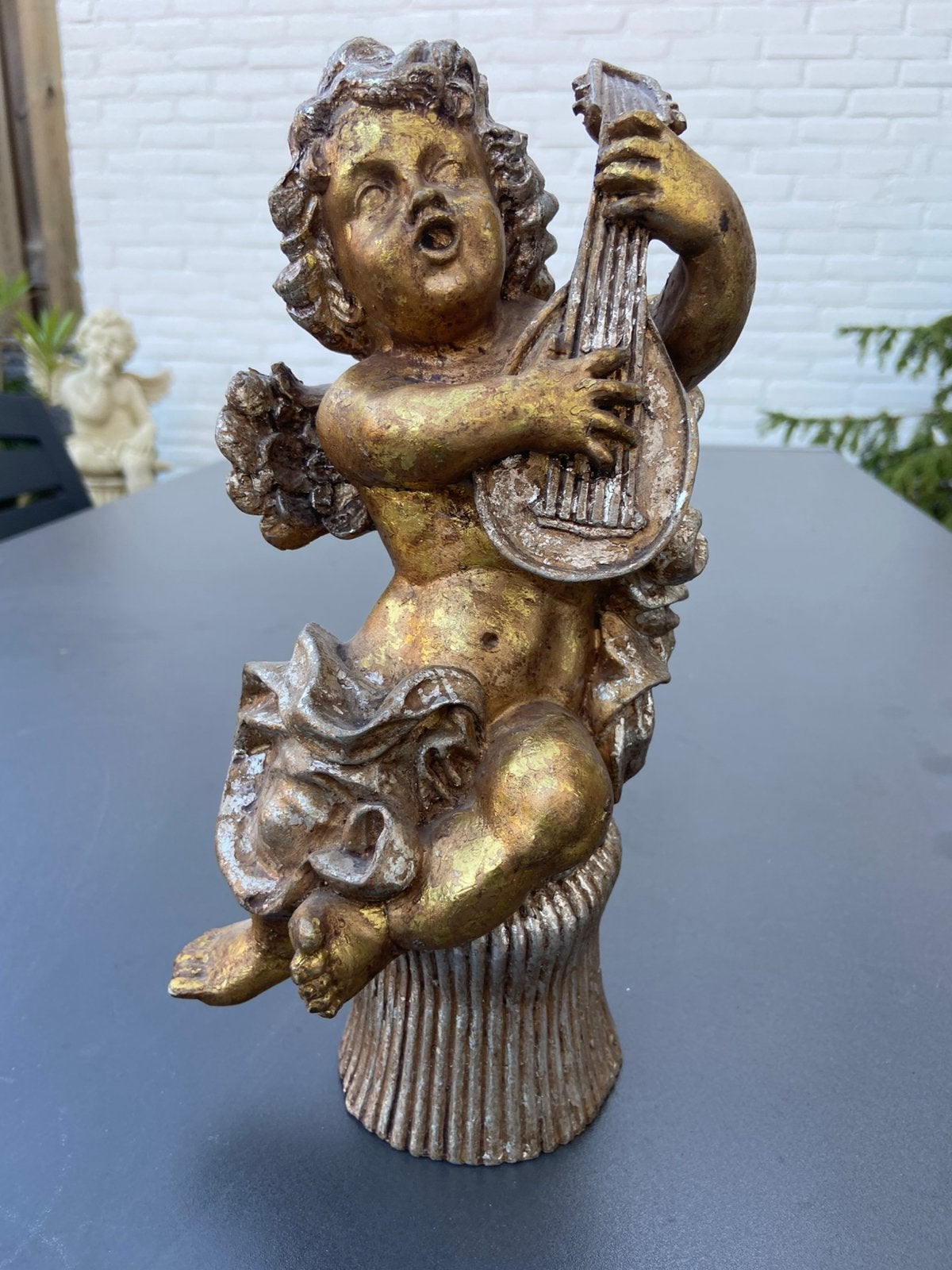 Engel beeldje van papier-maché - 24 cm hoog., Ophalen of Verzenden, Zo goed als nieuw