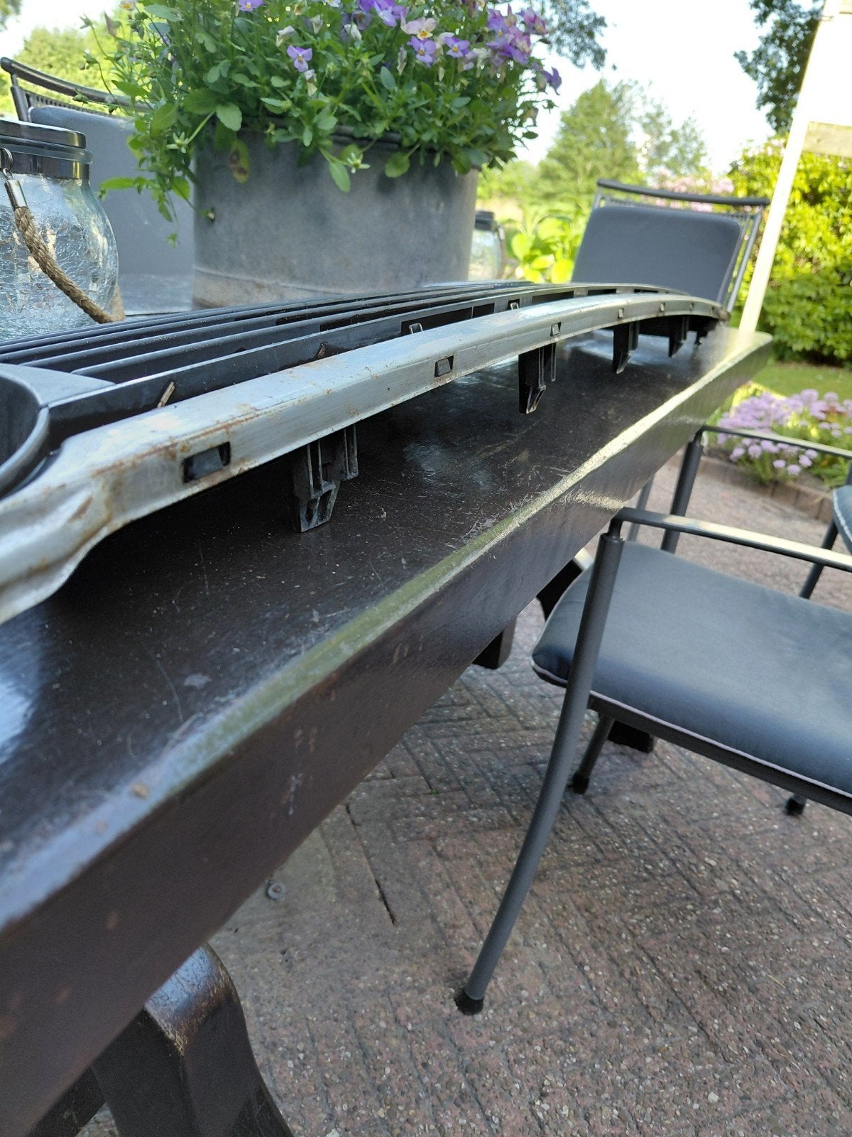 Volkswagen Polo 6N2 grille (1999–2002) origineel, Ophalen, Gebruikt, Bumper, Volkswagen