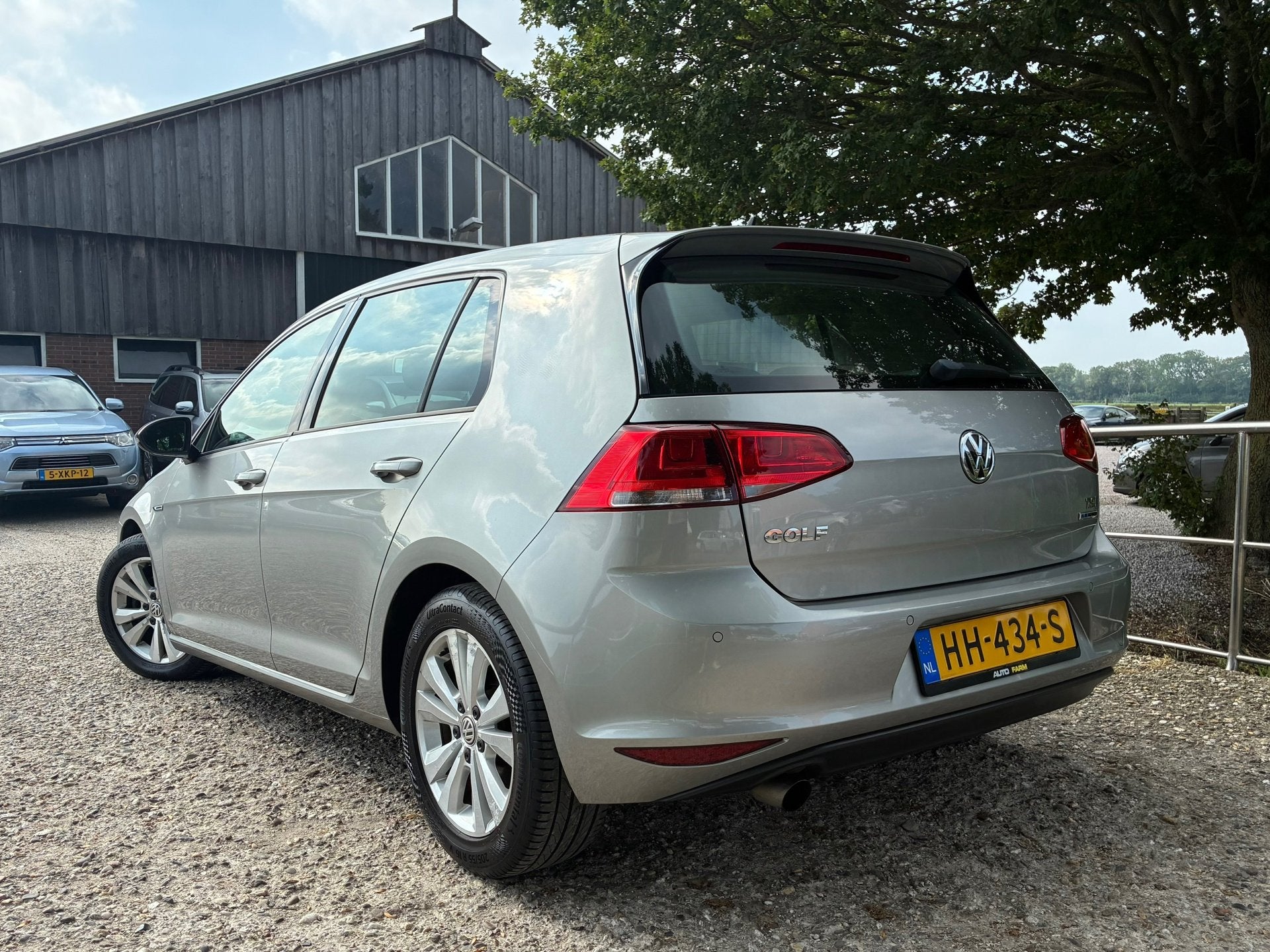 Volkswagen Golf 1.0 TSI Comfortline | Cruise + Clima + Navi, Voorwielaandrijving, Stof, Gebruikt, 23 km/l