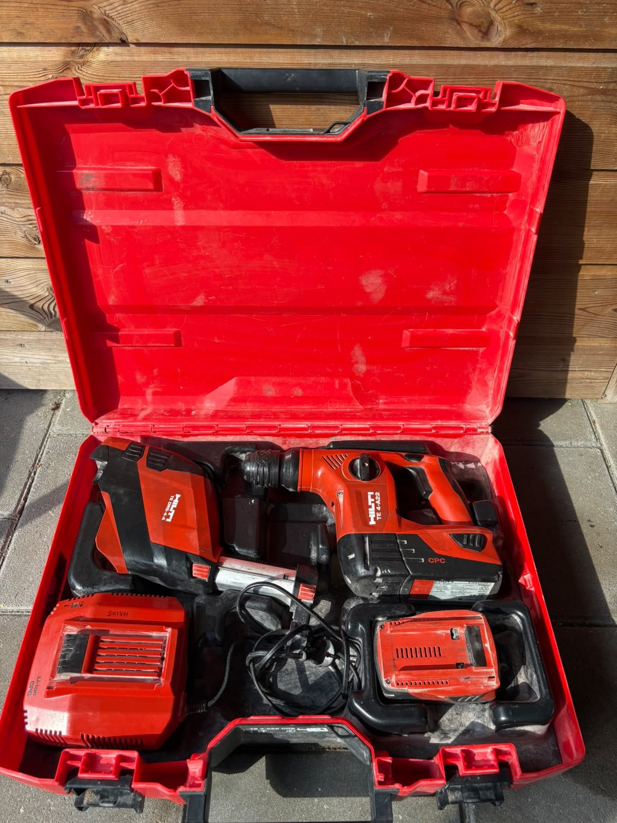 Hilti TE 4-22 klopboorhamer met stofafzuiging, Ophalen, Zo goed als nieuw, Boor- en/of Breekhamer