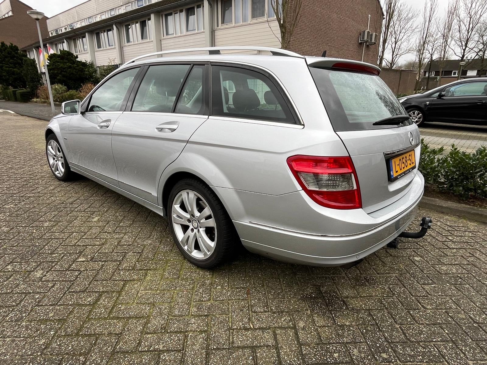 Mercedes-Benz C-Klasse 1.8 C180 CGI Estate AUT 2010 Grijs, Auto's, Achterwielaandrijving, 1800 kg, 1796 cc, Stationwagon