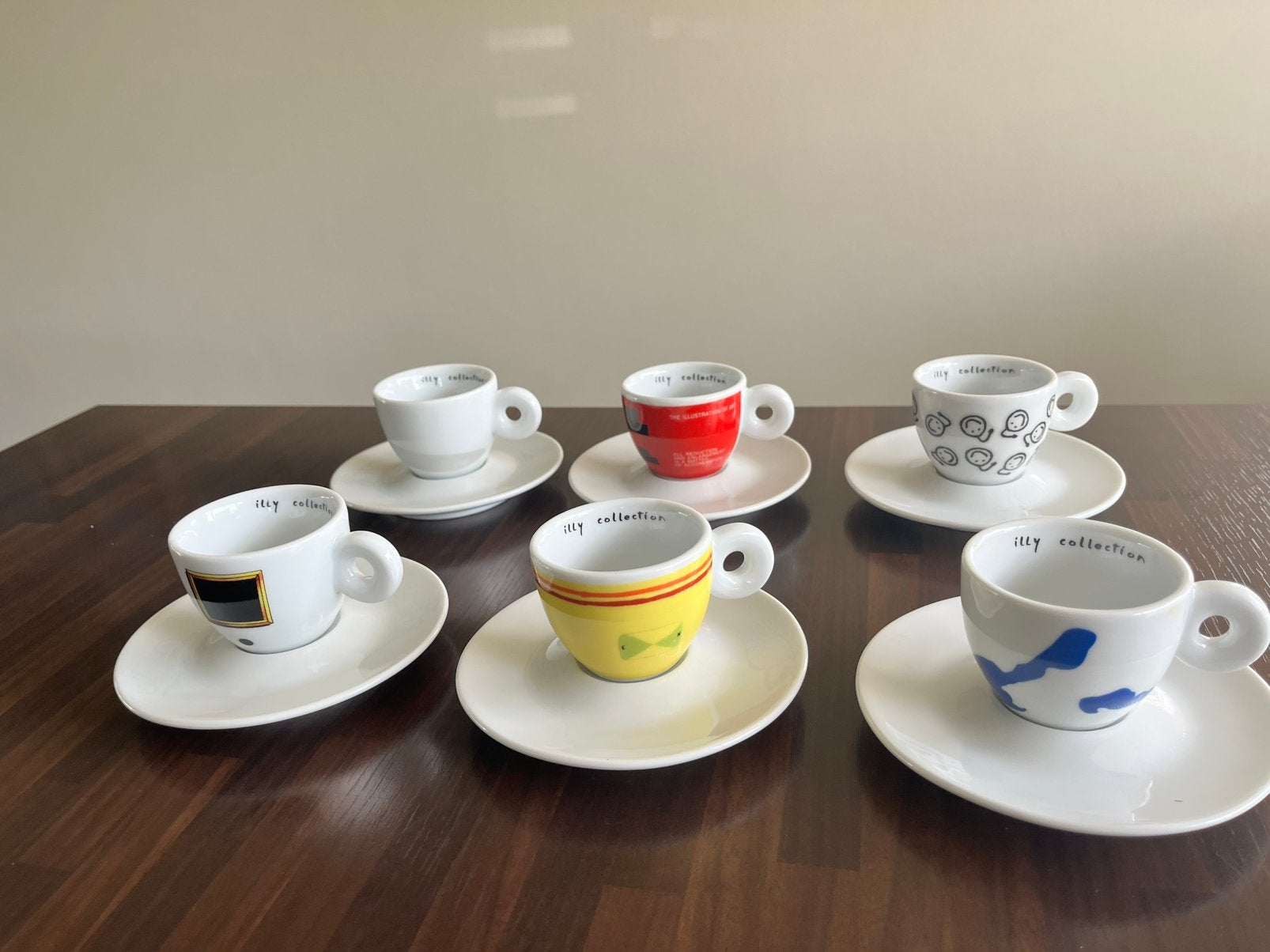 6 Illy collection 2001 espresso kopjes en schotels, Ophalen of Verzenden, Gebruikt, Illy, Kop(pen) en/of Schotel(s)