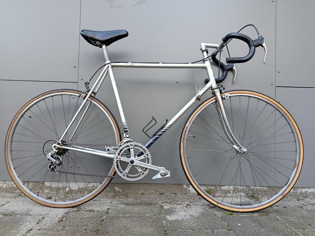 Racefiets Motobecane Super Sprint
12 versnellingen Shimano, Zo goed als nieuw, 57 tot 61 cm, Ophalen, Overige merken