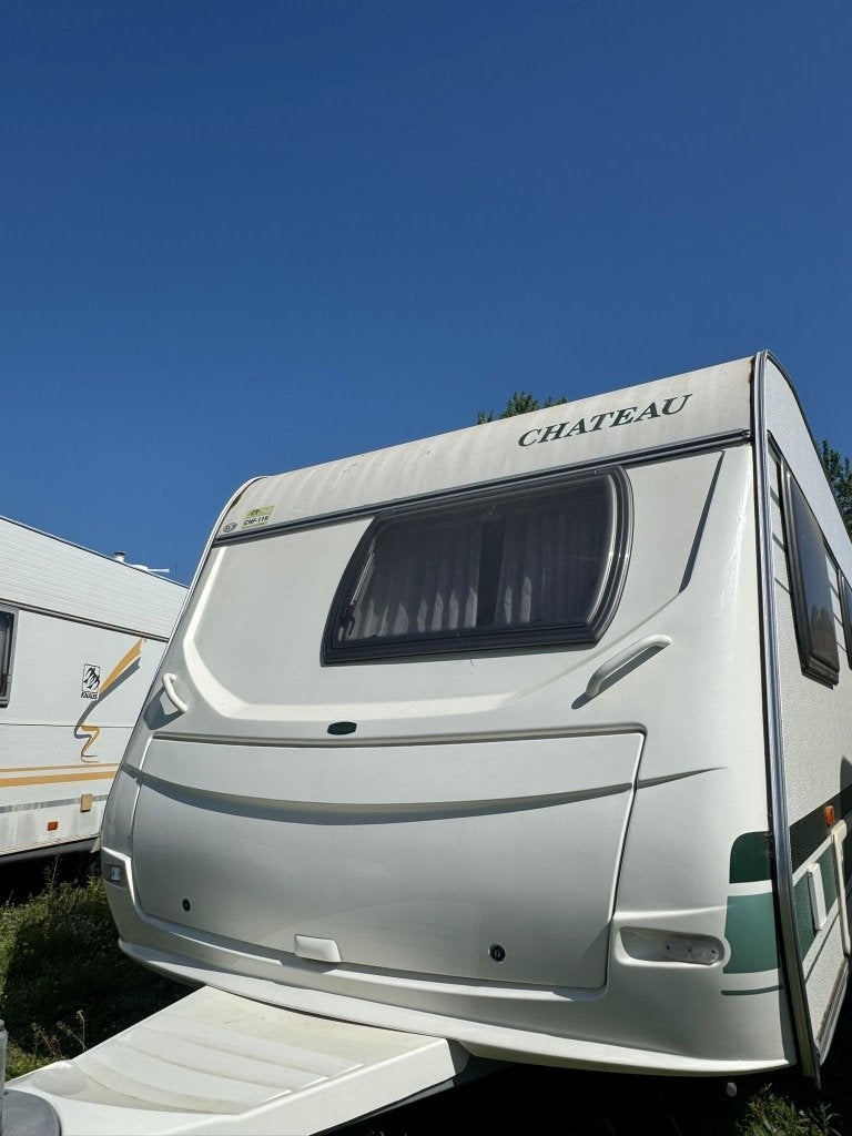 Compacte caravan met Airco, Chateau, Rondzit, 750 - 1000 kg, Particulier
