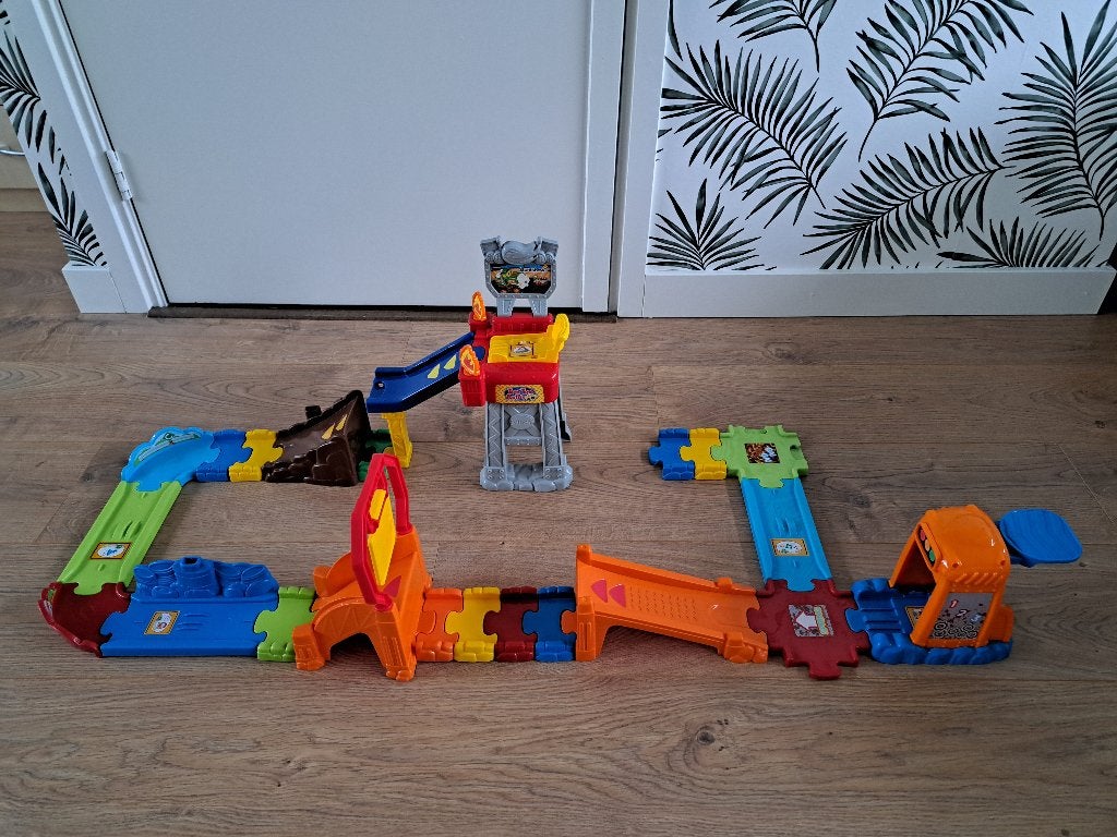 Vtech Toet Toet Auto's Stuntshow - als nieuw, Ophalen of Verzenden, Zo goed als nieuw, 2 tot 4 jaar