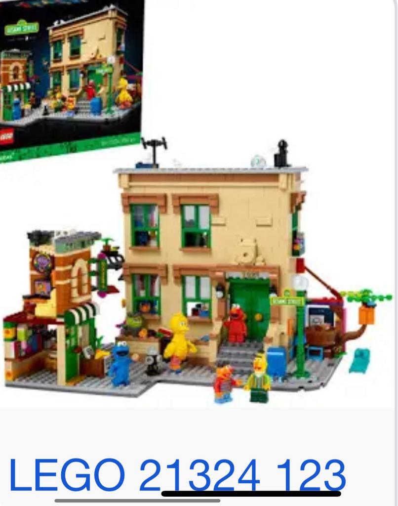 Nieuw in Doos 3 x Sesame street lego 21324 3 x, Ophalen, Zo goed als nieuw