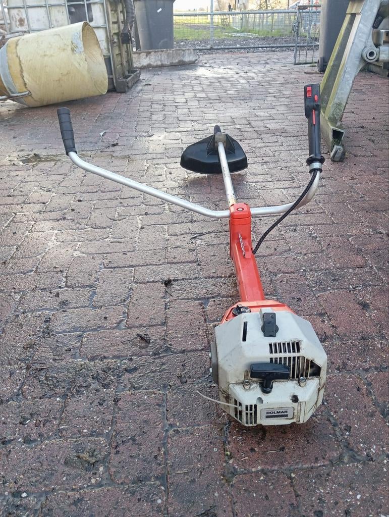 Dolmar MS-4010 Bosmaaier - Ideaal voor de handige klusser, Benzine, Gebruikt, Ophalen of Verzenden, 30 tot 50 cm