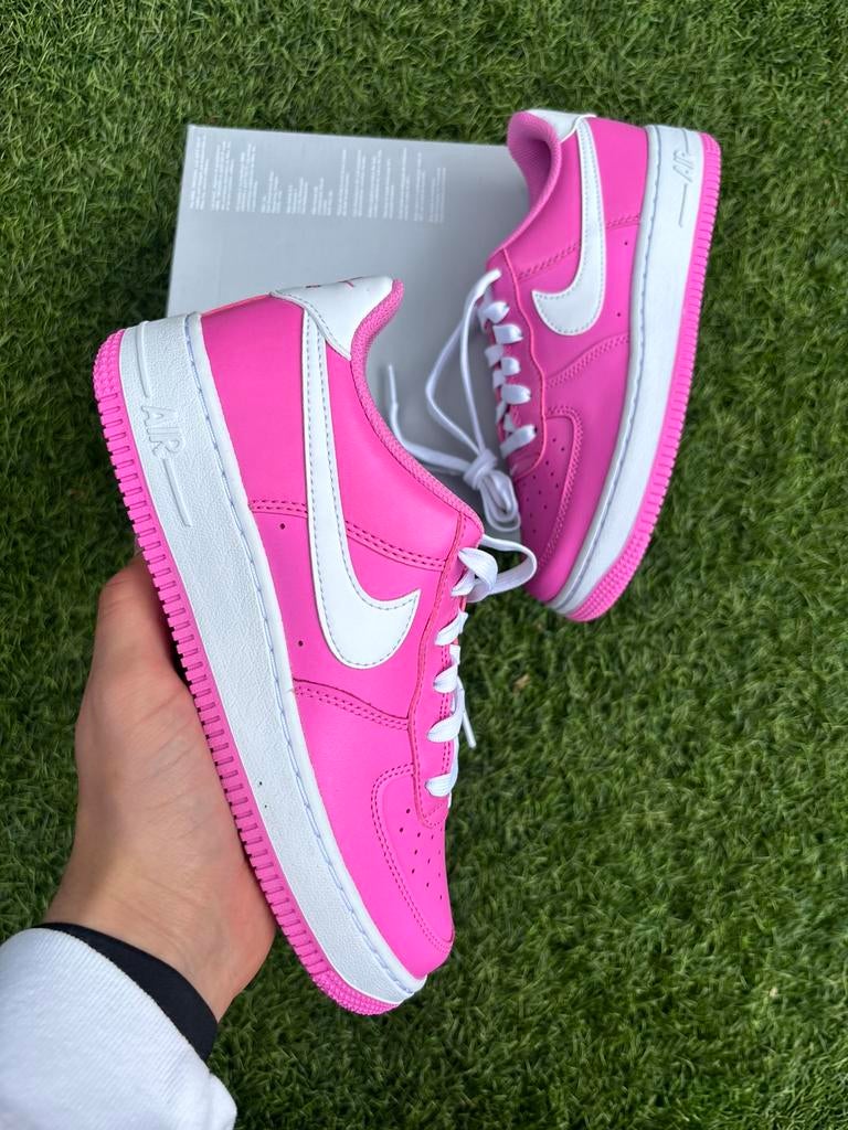 Nike air force 1 low playful pink - maat 37.5 - nieuw, J, Nieuw, Ophalen of Verzenden, Sneakers of Gympen