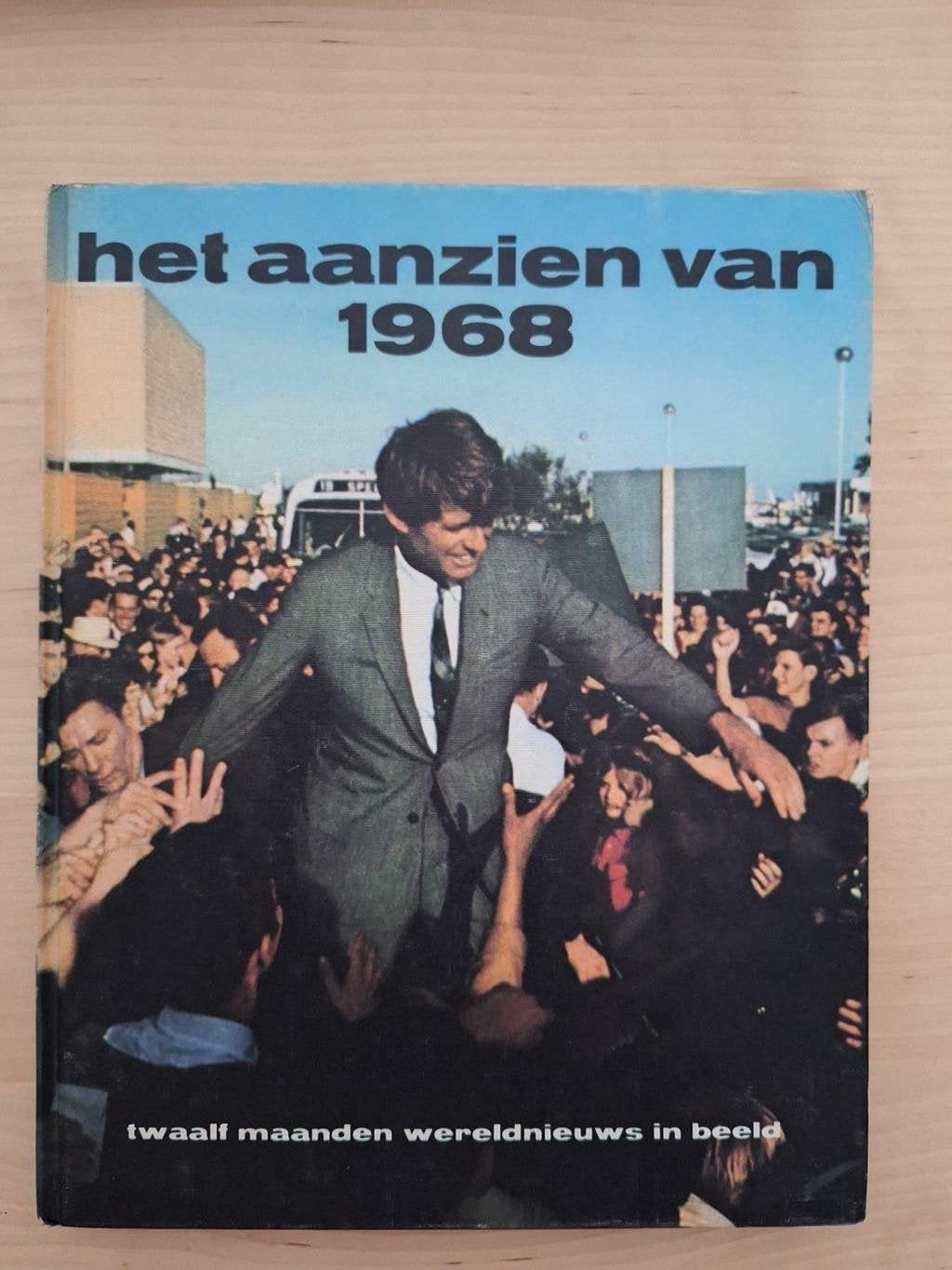Het aanzien van 1968, 1969 en 1970, Boeken, Ophalen of Verzenden, Gelezen, Overige gebieden