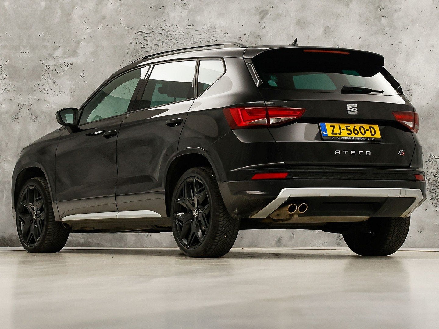 SEAT Ateca 1.5 TSI FR Intense Sport 150Pk Automaat (VIRTUAL, Auto's, 12 maanden, 4 cilinders, Ateca, Zwart
