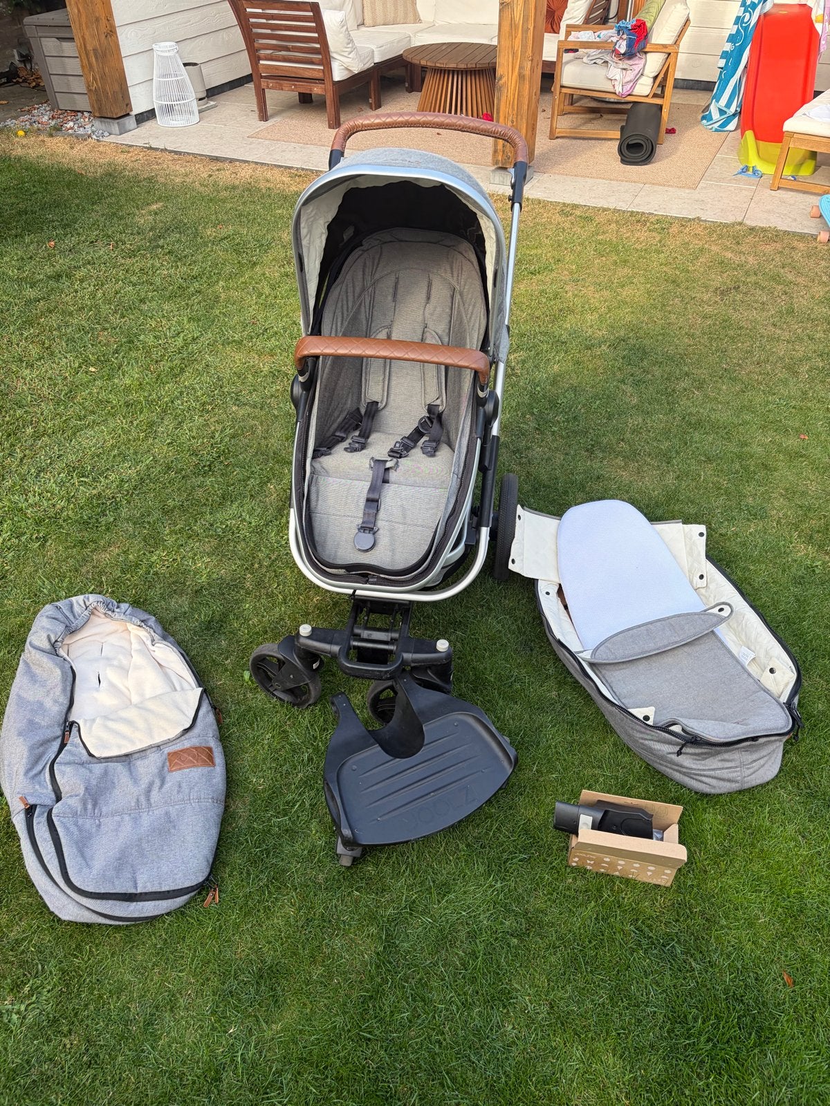 Joolz geo elephant grey kinderwagen met reiswieg en meer, Kinderen en Baby's, Kinderwagens en Combinaties, Zo goed als nieuw, Combiwagen