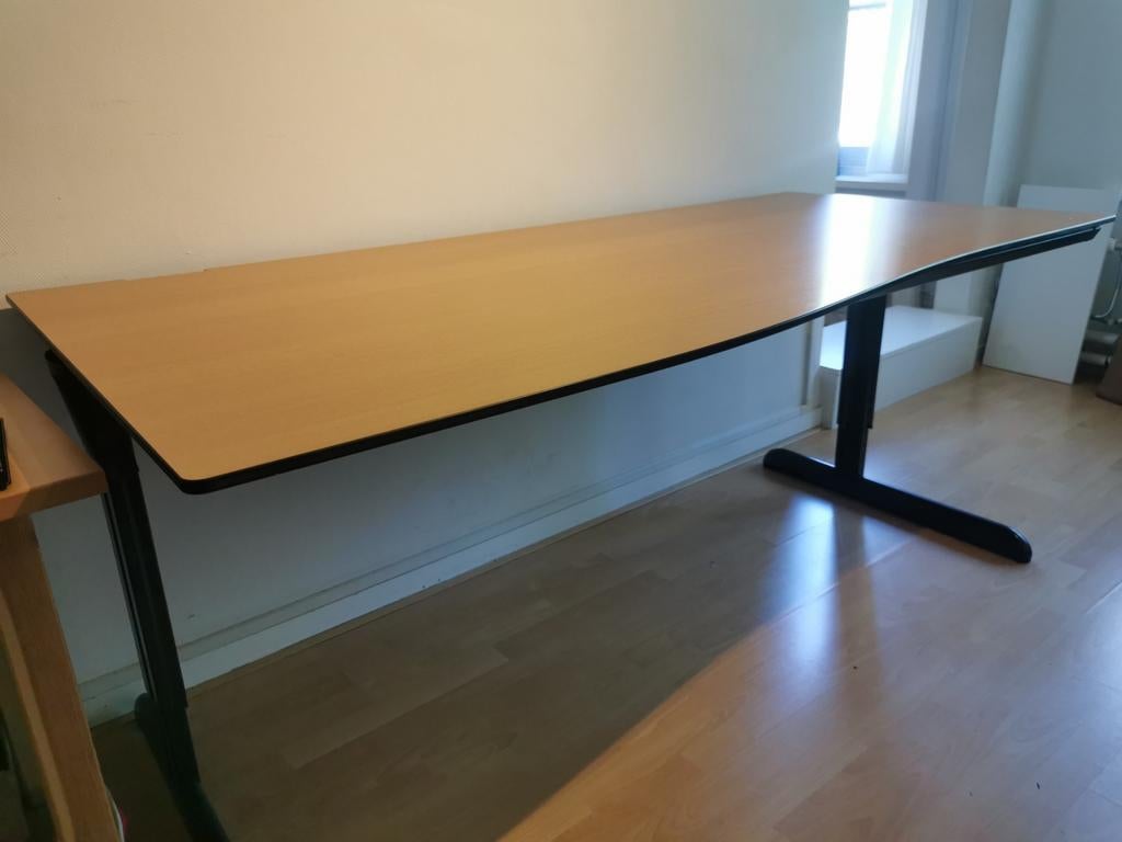 ZSM weg! Ahrend bureau 180x90cm verstelbaar, Ophalen, Gebruikt, Hout, Bruin