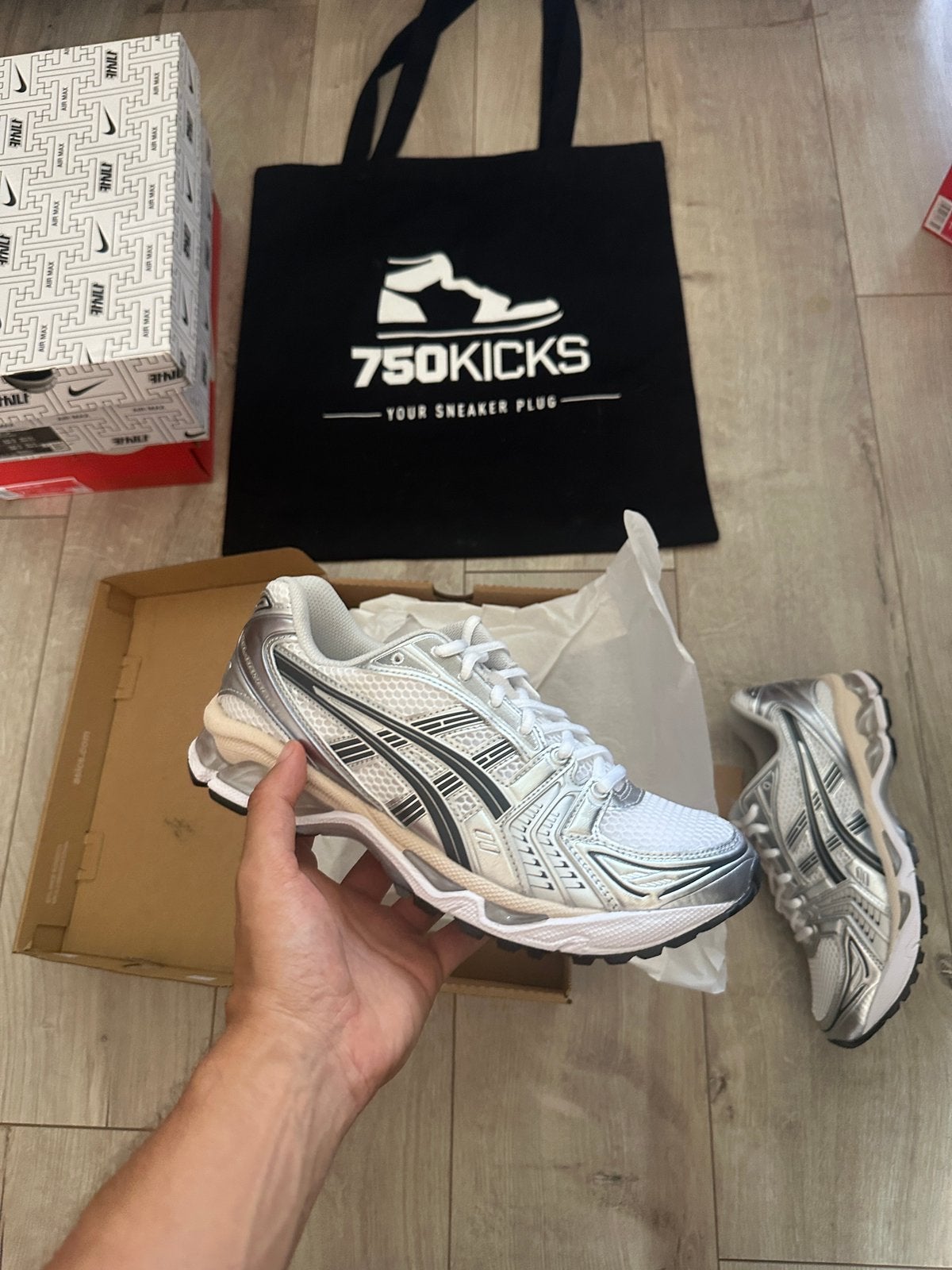 Asics Gel-Kayano 14 White Graphite Grey Maat EU40, Overige kleuren, Nieuw, Ophalen of Verzenden, A